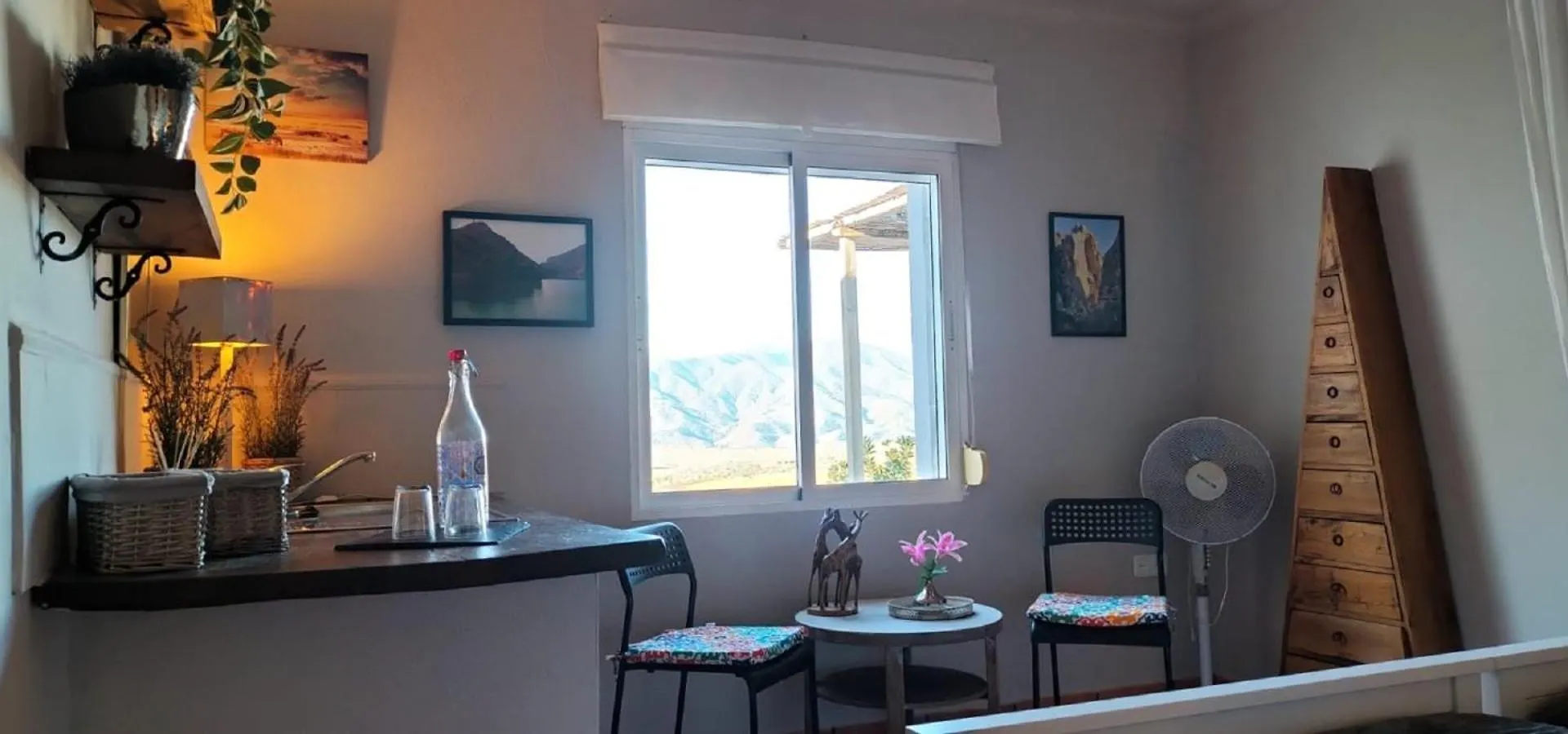 Nocleg ze śniadaniem Bed and Breakfast Casa Ceratonia Álora Hiszpania