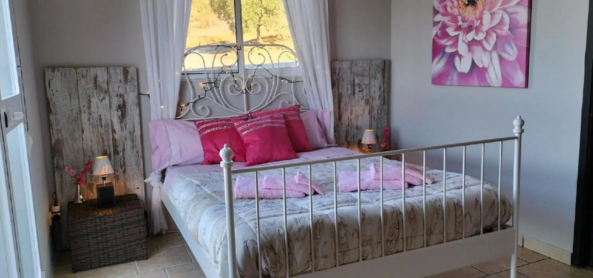 Nocleg ze śniadaniem Bed and Breakfast Casa Ceratonia Álora Hiszpania